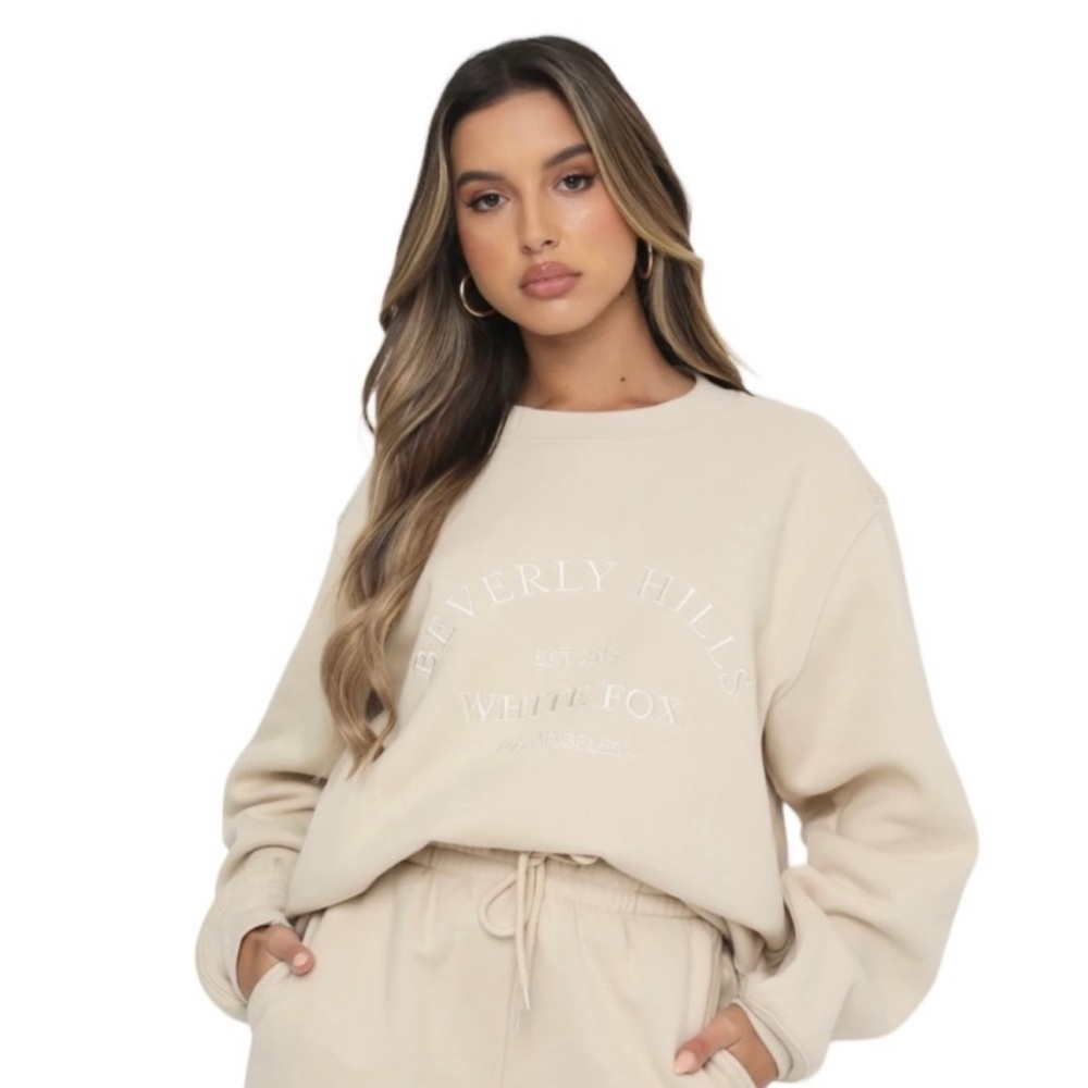 White Fox Beverly Hills sweatshirt - OVERSIZED